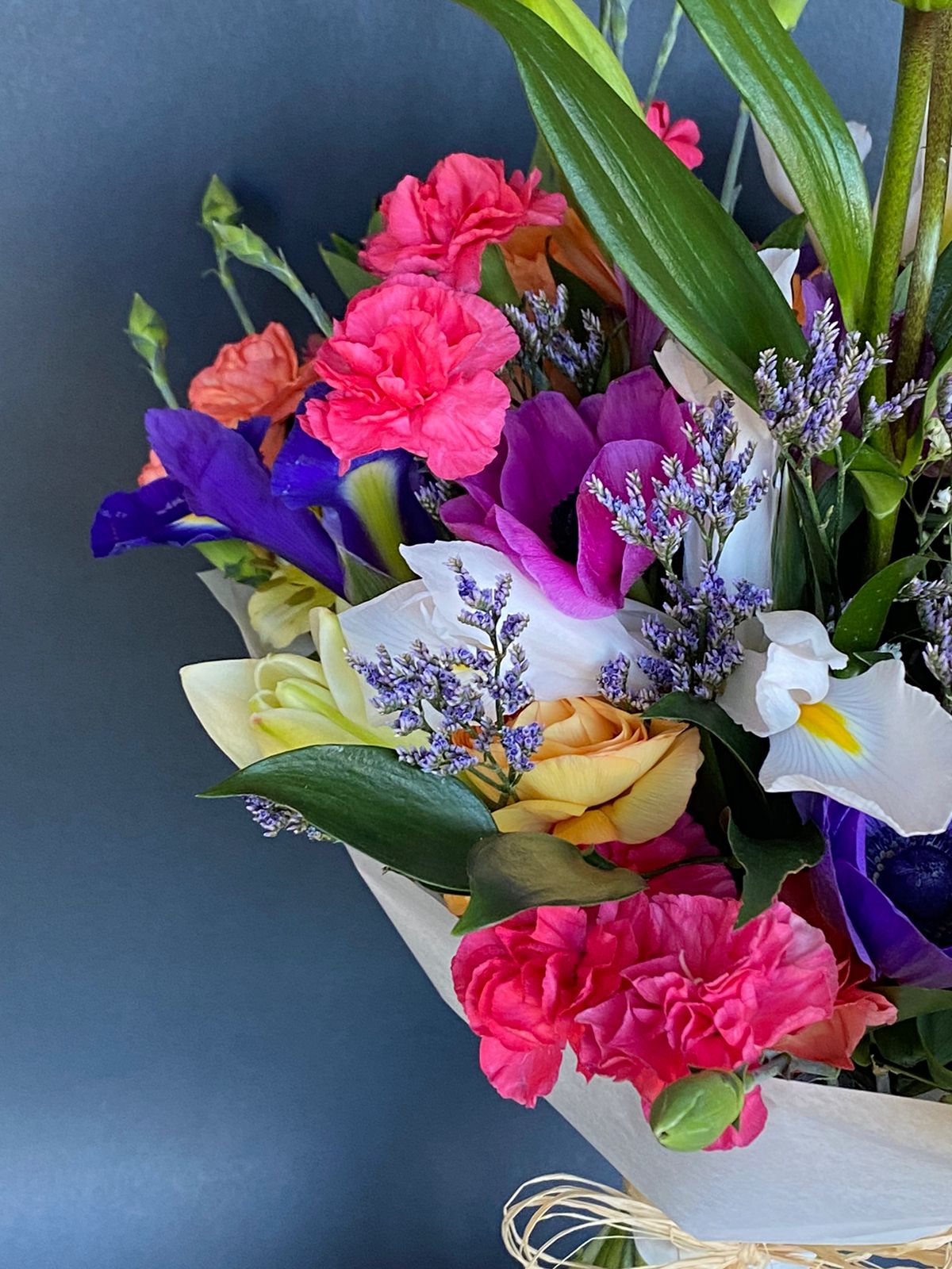 Ramo de Flores Mixtas – Tamaño M | Flor de Café WhatsApp Image 2021 10 06 at 16.45.27 1