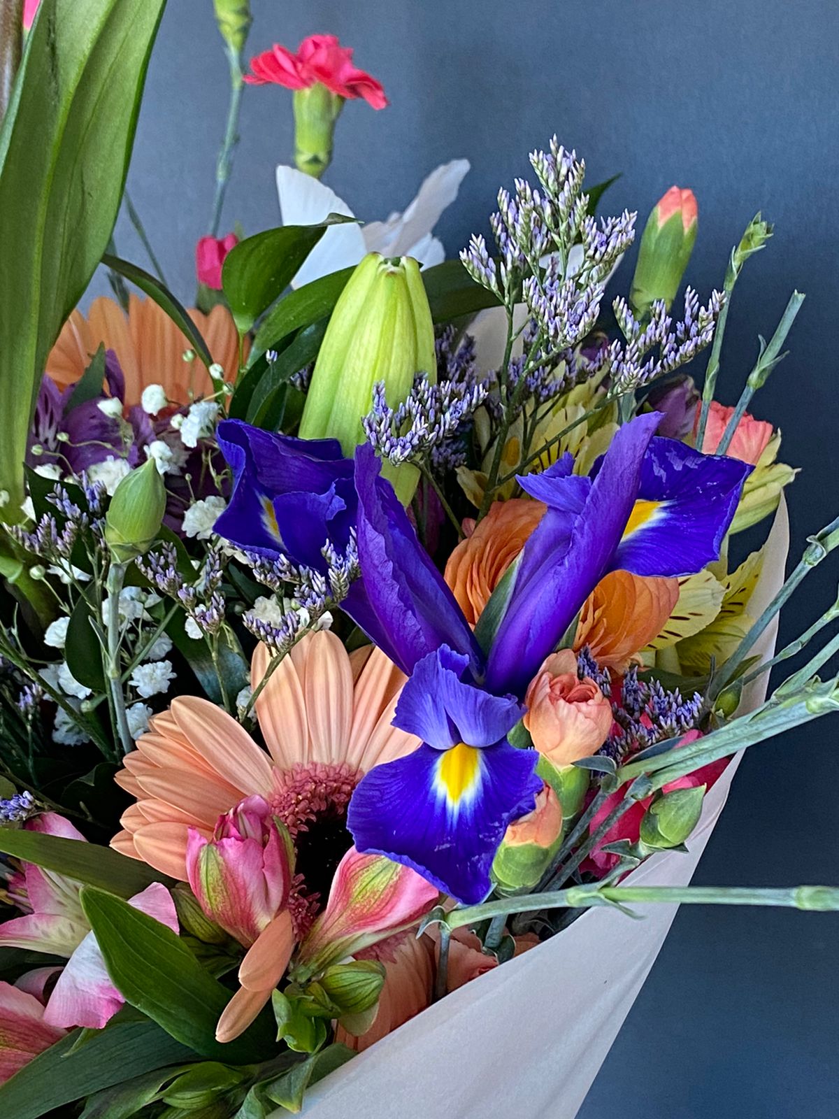 Ramo de Flores Mixtas – Tamaño M | Flor de Café WhatsApp Image 2021 10 06 at 16.45.28