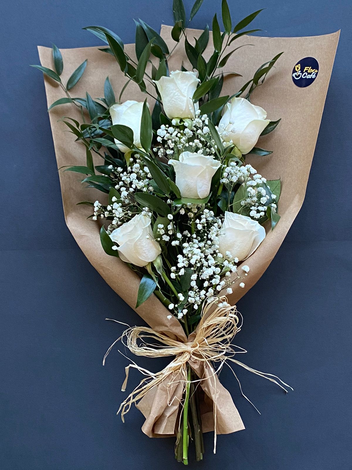 Bouquet 6 Rosas Importadas WhatsApp Image 2021 10 06 at 16.45.31