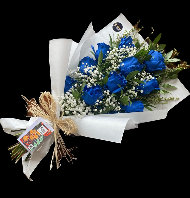 Bouquet 12 rosas importadas azul WhatsApp Image 2023 01 13 at 17.51.09 1