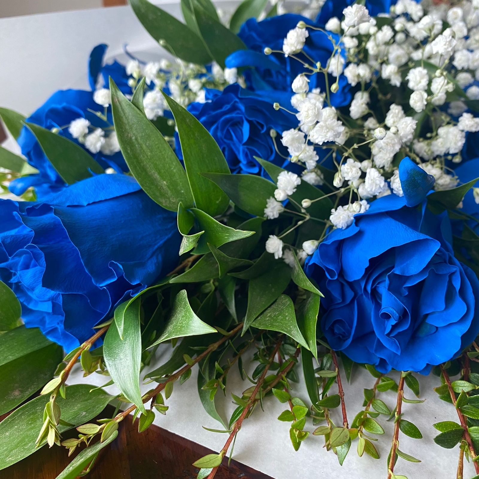 Bouquet 12 rosas importadas azul WhatsApp Image 2023 01 13 at 17.52.06